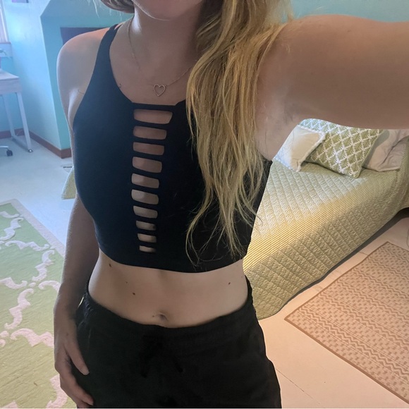 Scorpio Sol Front Cut-Out Crop Top - Picture 2 of 6